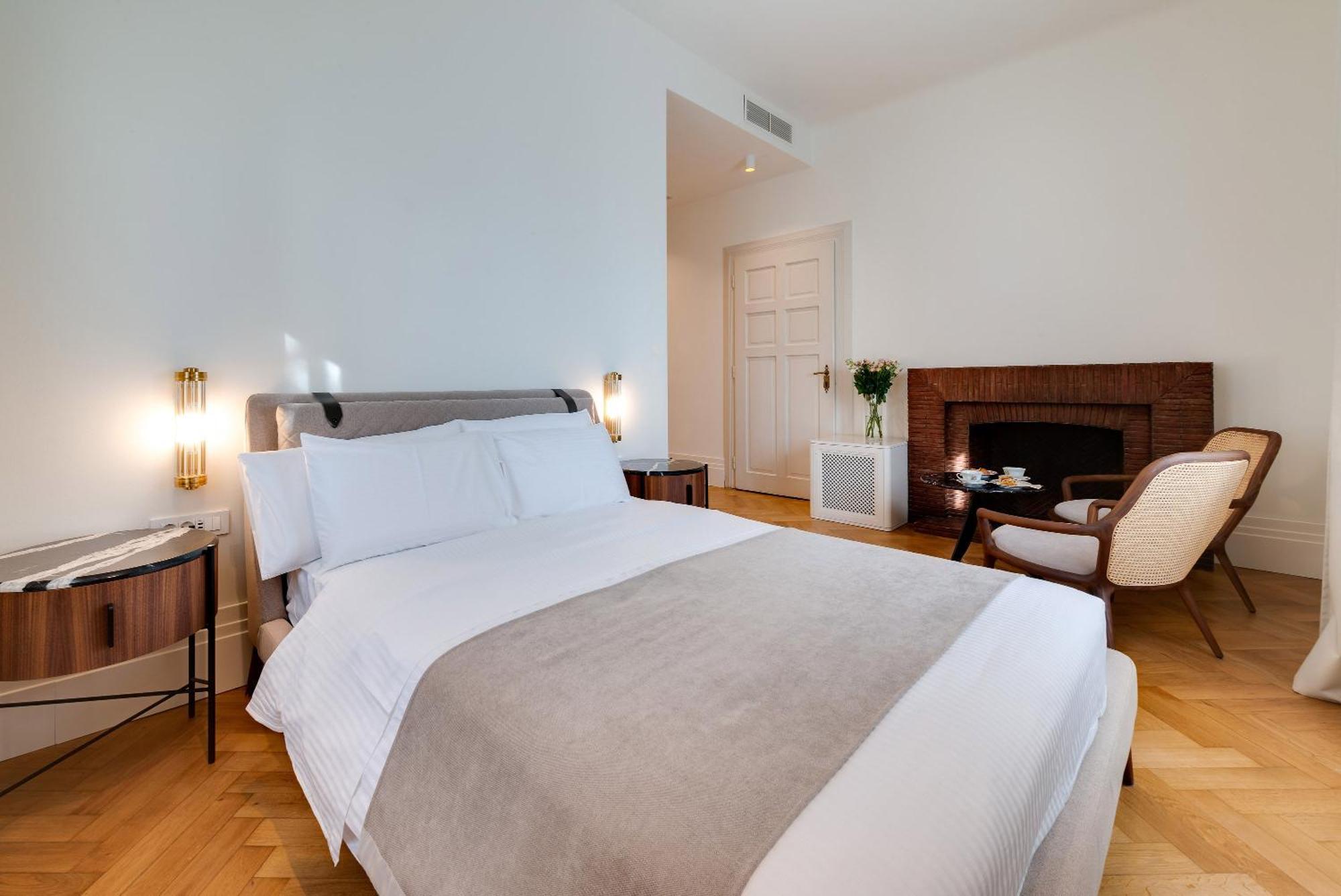 Ariston Hotel 3*